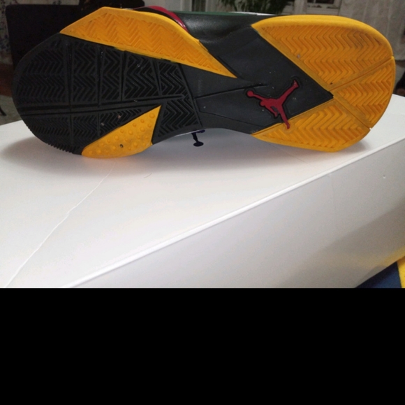 Jordan True Flights
'White Fir Amarillo'
Size 10 - Picture 5 of 5